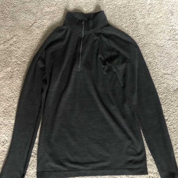 COPY - Mens lululemon metal vent tech 1/2 zip long sleeve - Picture 2 of 3